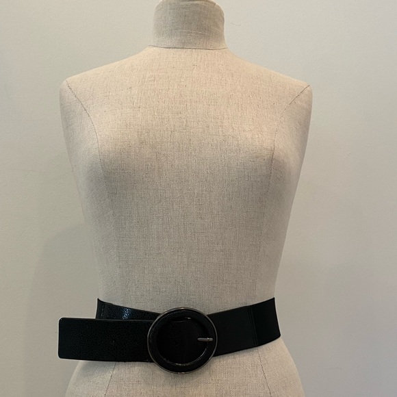 Nine West Accessories - Nine West Womens Black Faux Leather Belt w Elastic Band Size M/L / NWT